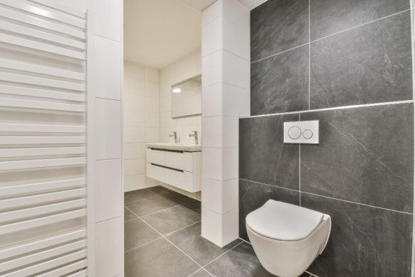 Innovation WC : Quel matériau choisir pour habiller un WC suspendu ?